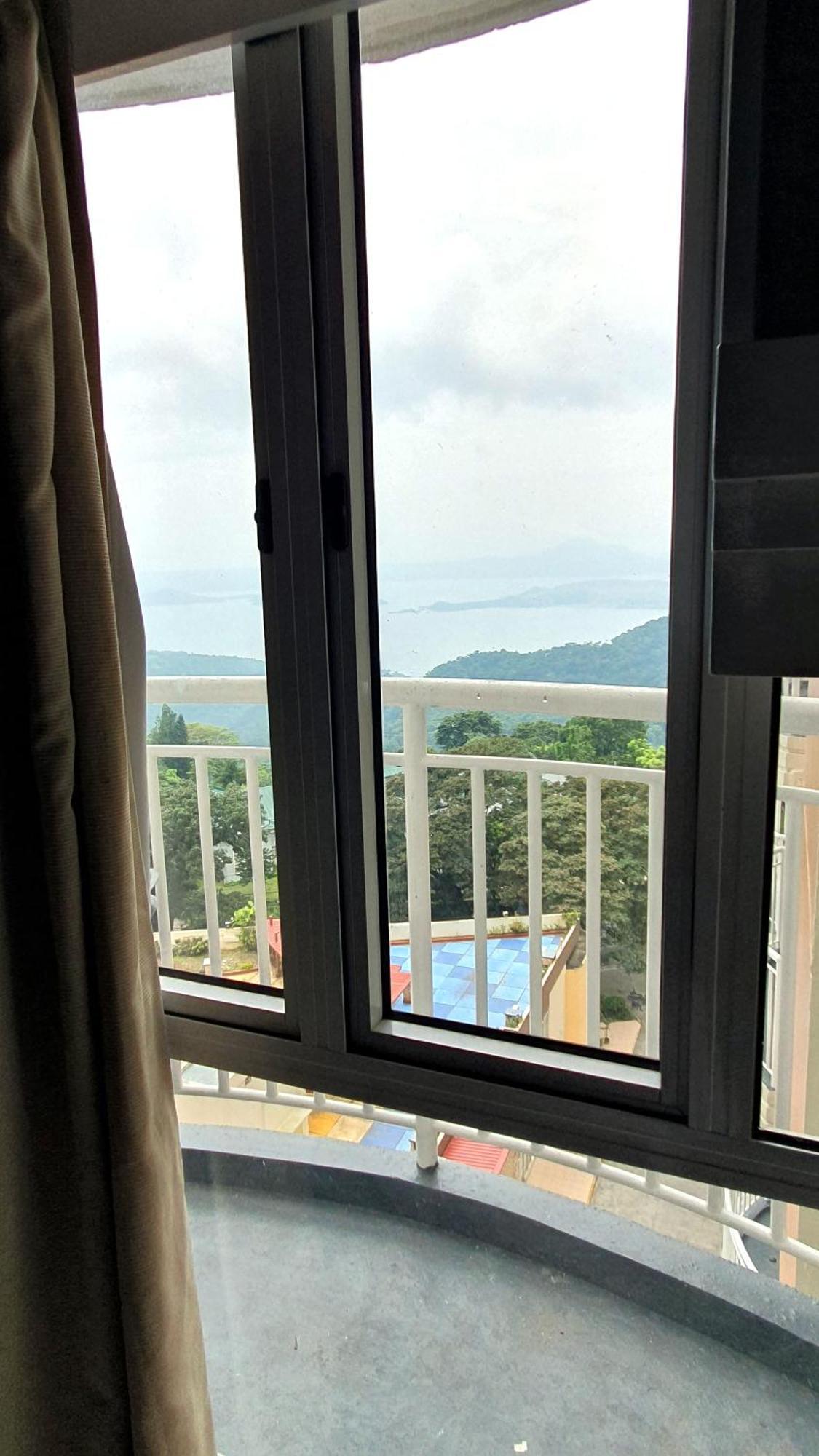 Tagaytay Staycation Tagaytay City Exterior photo